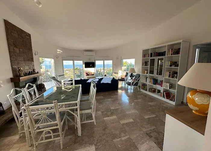 La Maison Des Oliviers Kiáton